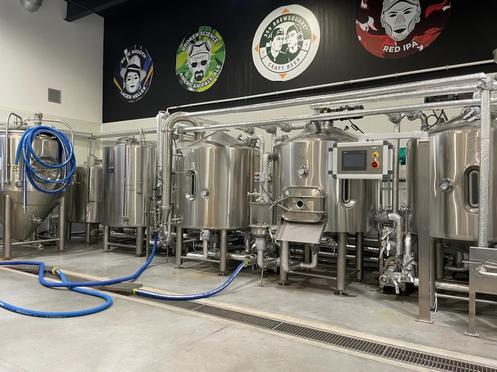 La microbrasserie du 359 Brewsquare, la seule à Tourlaville, où sont brassées les bières locales